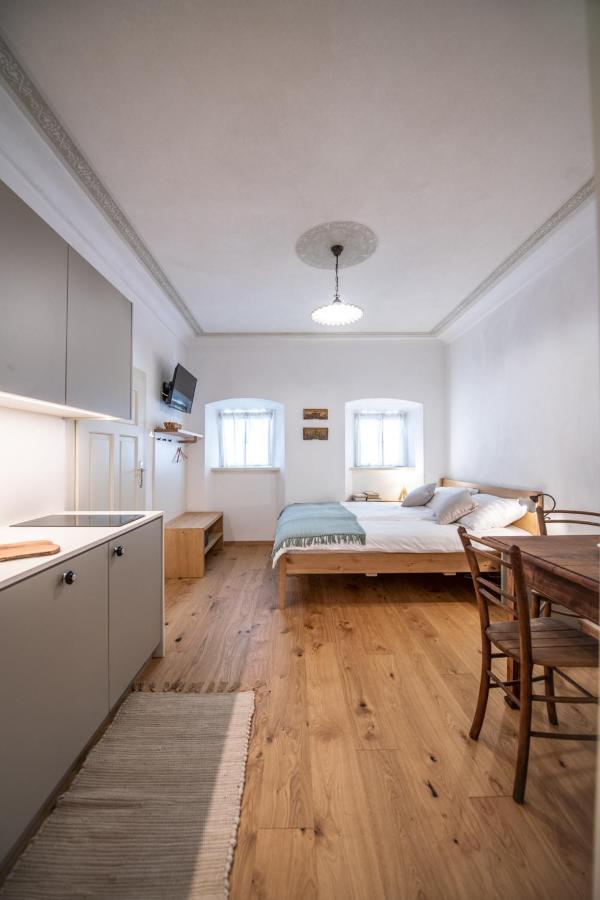 Meznarija Radovljica Apartment ภายนอก รูปภาพ